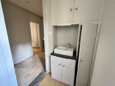 APPARTEMENT T2 A VENDRE - ST ETIENNE CENTRE VILLE - 64 m2 - 79000€