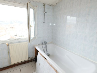 APPARTEMENT T2 A VENDRE - ST ETIENNE CENTRE VILLE - 61.8 m2 - 39�000�&euro;