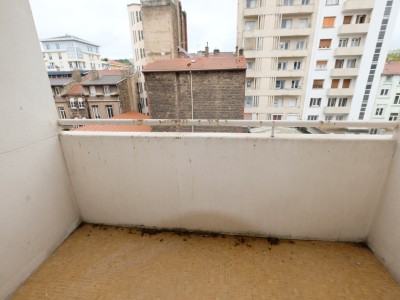 APPARTEMENT T2 - ST ETIENNE FACULTE / CENTRE DEUX - 61.62 m2 - VENDU