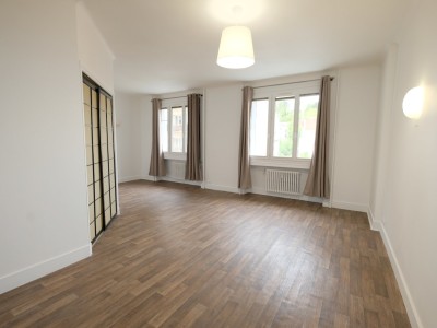 APPARTEMENT T2 - ST ETIENNE FACULTE / CENTRE DEUX - 61.62 m2 - VENDU