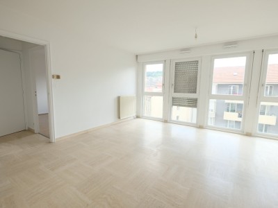 APPARTEMENT T2 - ST ETIENNE FACULTE / CENTRE DEUX - 51.81 m2 - VENDU