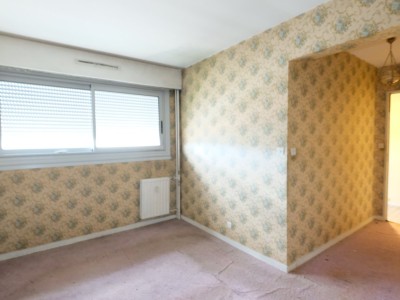 APPARTEMENT T2 A VENDRE - ST ETIENNE FACULTE / CENTRE DEUX - 55.72 m2 - 58000€