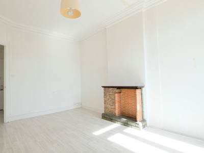 APPARTEMENT T2 A VENDRE - ST ETIENNE FACULTE / CENTRE DEUX - 61.9 m2 - 69000€