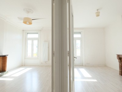 APPARTEMENT T2 A VENDRE - ST ETIENNE FACULTE / CENTRE DEUX - 61.9 m2 - 69000€