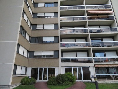 APPARTEMENT T2 - ST ETIENNE FAURIEL - 67.66 m2 - VENDU