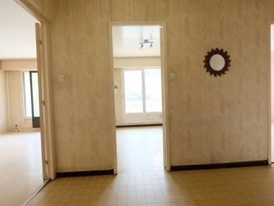 APPARTEMENT T2 - ST ETIENNE FAURIEL - 48.04 m2 - VENDU