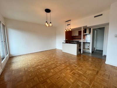 APPARTEMENT T2 A VENDRE - ST ETIENNE FAURIEL - 53.9 m2 - 82000 €
