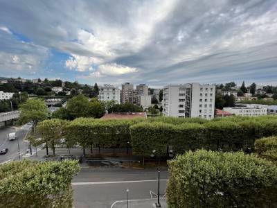 APPARTEMENT T2 A VENDRE - ST ETIENNE FAURIEL - 53.9 m2 - 82000 €