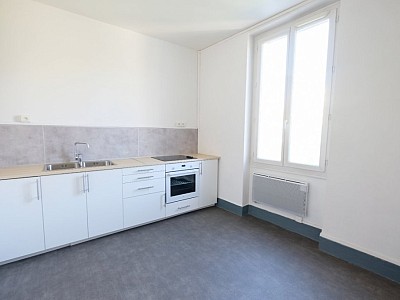 APPARTEMENT T2 A VENDRE - ST ETIENNE FAURIEL - 53.87 m2 - 85000€