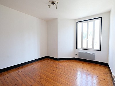 APPARTEMENT T2 A VENDRE - ST ETIENNE FAURIEL - 53.87 m2 - 85000€