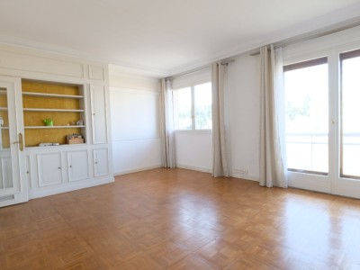 APPARTEMENT T2 A VENDRE - ST ETIENNE FAURIEL - 74 m2 - 88500€