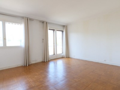 APPARTEMENT T2 A VENDRE - ST ETIENNE FAURIEL - 74 m2 - 88500€