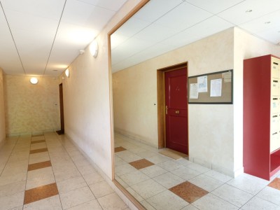 APPARTEMENT T2 A VENDRE - ST ETIENNE FAURIEL - 50.61 m2 - 90000€