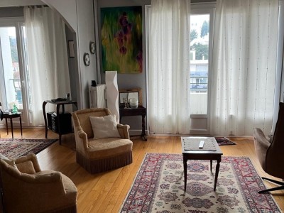 APPARTEMENT T2 A VENDRE - ST ETIENNE FAURIEL - 66.4 m2 - 98000€