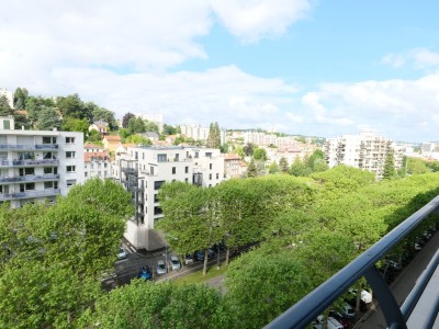 APPARTEMENT T2 A VENDRE - ST ETIENNE FAURIEL - 66.4 m2 - 98000€
