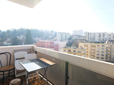 APPARTEMENT T2 A VENDRE - ST ETIENNE FAURIEL - 49.17 m2 - 81�000�&euro;