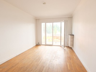APPARTEMENT T2 A VENDRE - ST ETIENNE FAURIEL - 52 m2 - 75 000 &euro;