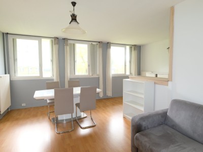 APPARTEMENT T2 A VENDRE - ST ETIENNE FAURIEL - 54.1 m2 - 67 000 &euro;