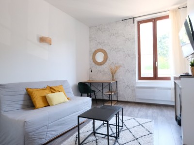 APPARTEMENT T2 A VENDRE - ST ETIENNE FAURIEL - 49.65 m2 - 77 000 &euro;