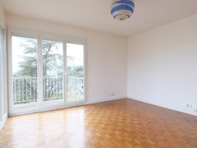APPARTEMENT T2 A VENDRE - ST ETIENNE FAURIEL - 46.76 m2 - 59 000 €