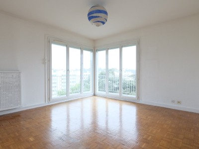 APPARTEMENT T2 A VENDRE - ST ETIENNE FAURIEL - 46.76 m2 - 59 000 €