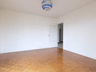 APPARTEMENT T2 A VENDRE - ST ETIENNE FAURIEL - 46.76 m2 - 59 000 €