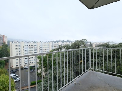 APPARTEMENT T2 A VENDRE - ST ETIENNE FAURIEL - 46.76 m2 - 59 000 €