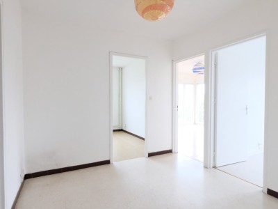 APPARTEMENT T2 A VENDRE - ST ETIENNE FAURIEL - 46.76 m2 - 59 000 €