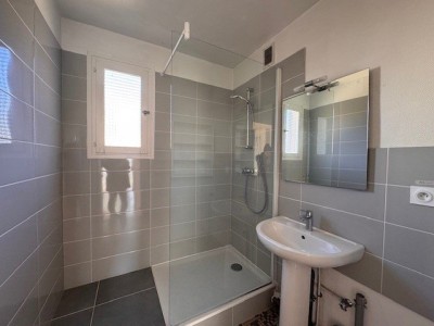 APPARTEMENT T2 A VENDRE - ST ETIENNE LA MTARE - 49.82 m2 - 54000€