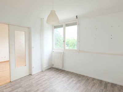 APPARTEMENT T2 A VENDRE - ST ETIENNE LA MÉTARE - 54 m2 - 47 000 &euro;