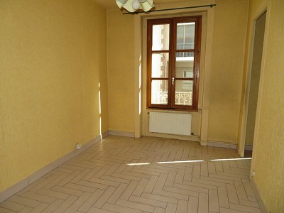 APPARTEMENT T2 - ST ETIENNE MONTPLAISIR - 59.42 m2 - VENDU