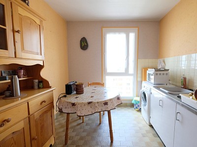 APPARTEMENT T2 - ST ETIENNE MONTPLAISIR - 50.02 m2 - VENDU