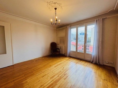 APPARTEMENT T2 A VENDRE - ST ETIENNE MONTPLAISIR - 47.9 m2 - 64 000 €