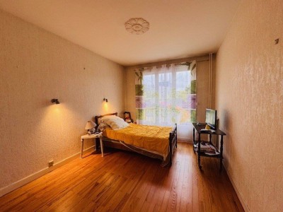 APPARTEMENT T2 A VENDRE - ST ETIENNE MONTPLAISIR - 47.9 m2 - 53 000 €