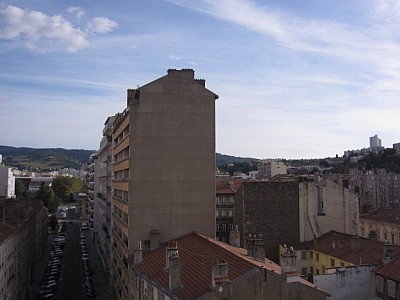 APPARTEMENT T3 A LOUER - ST ETIENNE BADOUILLRE - 77 m2 - 715€ charges comprises par mois