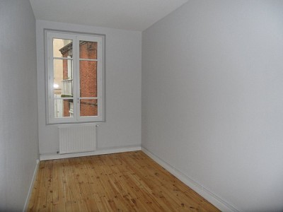 APPARTEMENT T3 A LOUER - ST ETIENNE BADOUILLRE - 57.38 m2 - 470€ charges comprises par mois