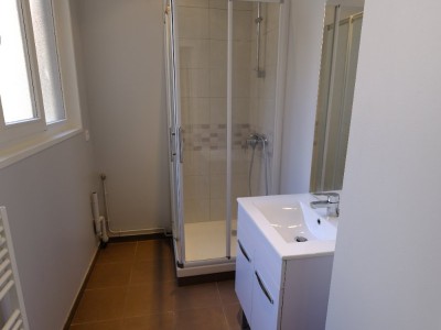 APPARTEMENT T3 A LOUER - ST ETIENNE BADOUILLRE - 57.38 m2 - 470€ charges comprises par mois