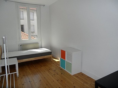 APPARTEMENT T3 A LOUER - ST ETIENNE CENTRE VILLE - 50.19 m2 - 500 &euro; charges comprises par mois