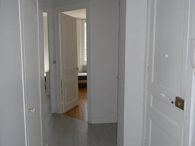 APPARTEMENT T3 A LOUER - ST ETIENNE CENTRE VILLE - 50.19 m2 - 500 &euro; charges comprises par mois