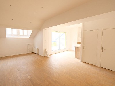 APPARTEMENT T3 A LOUER - ST ETIENNE CENTRE VILLE - 80.51 m2 - 845€ charges comprises par mois