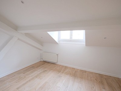 APPARTEMENT T3 A LOUER - ST ETIENNE CENTRE VILLE - 80.51 m2 - 845€ charges comprises par mois