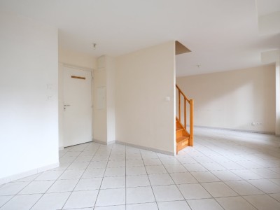 APPARTEMENT T3 A LOUER - ST ETIENNE CENTRE VILLE - 55.59 m2 - 470€ charges comprises par mois