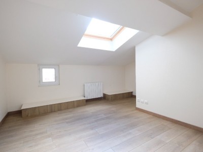 APPARTEMENT T3 A LOUER - ST ETIENNE CENTRE VILLE - 55.59 m2 - 470€ charges comprises par mois