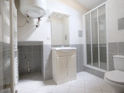 APPARTEMENT T3 A LOUER - ST ETIENNE CENTRE VILLE - 55.59 m2 - 470€ charges comprises par mois