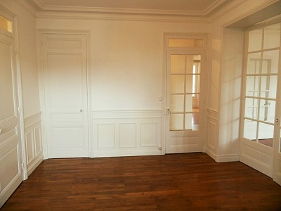 APPARTEMENT T3 A LOUER - ST ETIENNE CENTRE VILLE - 78.89 m2 - 550€ charges comprises par mois