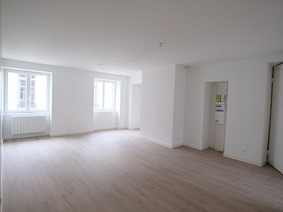 APPARTEMENT T3 - ST ETIENNE CENTRE VILLE - 81,09 m2 - LOUÉ