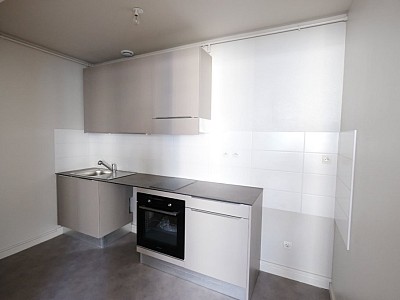 APPARTEMENT T3 A LOUER - ST ETIENNE CENTRE VILLE - 62 m2 - 595 € charges comprises par mois