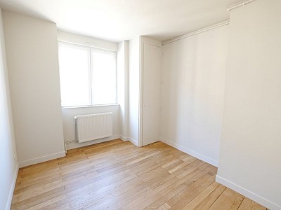 APPARTEMENT T3 A LOUER - ST ETIENNE CENTRE VILLE - 62 m2 - 595 € charges comprises par mois