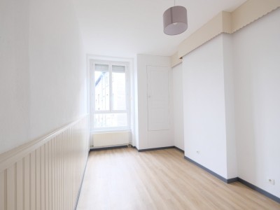 APPARTEMENT T3 A LOUER - ST ETIENNE CENTRE VILLE - 82.75 m2 - 750 € charges comprises par mois