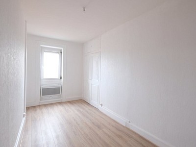 APPARTEMENT T3 A LOUER - ST ETIENNE CENTRE VILLE - 57.5 m2 - 600 € charges comprises par mois